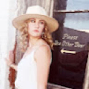 Meet your Posher, Marycaroline